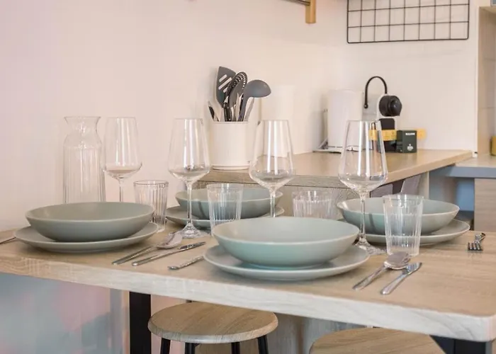 Africa - Unique, Ac, 10mn From Palais&beach, Cozy *