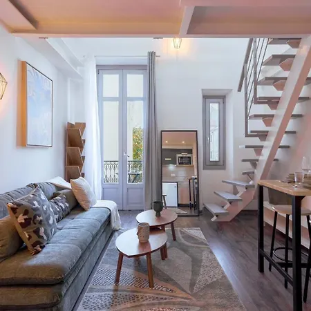 Africa - Unique, Ac, 10mn From Palais&beach, Cozy Appartement Cannes